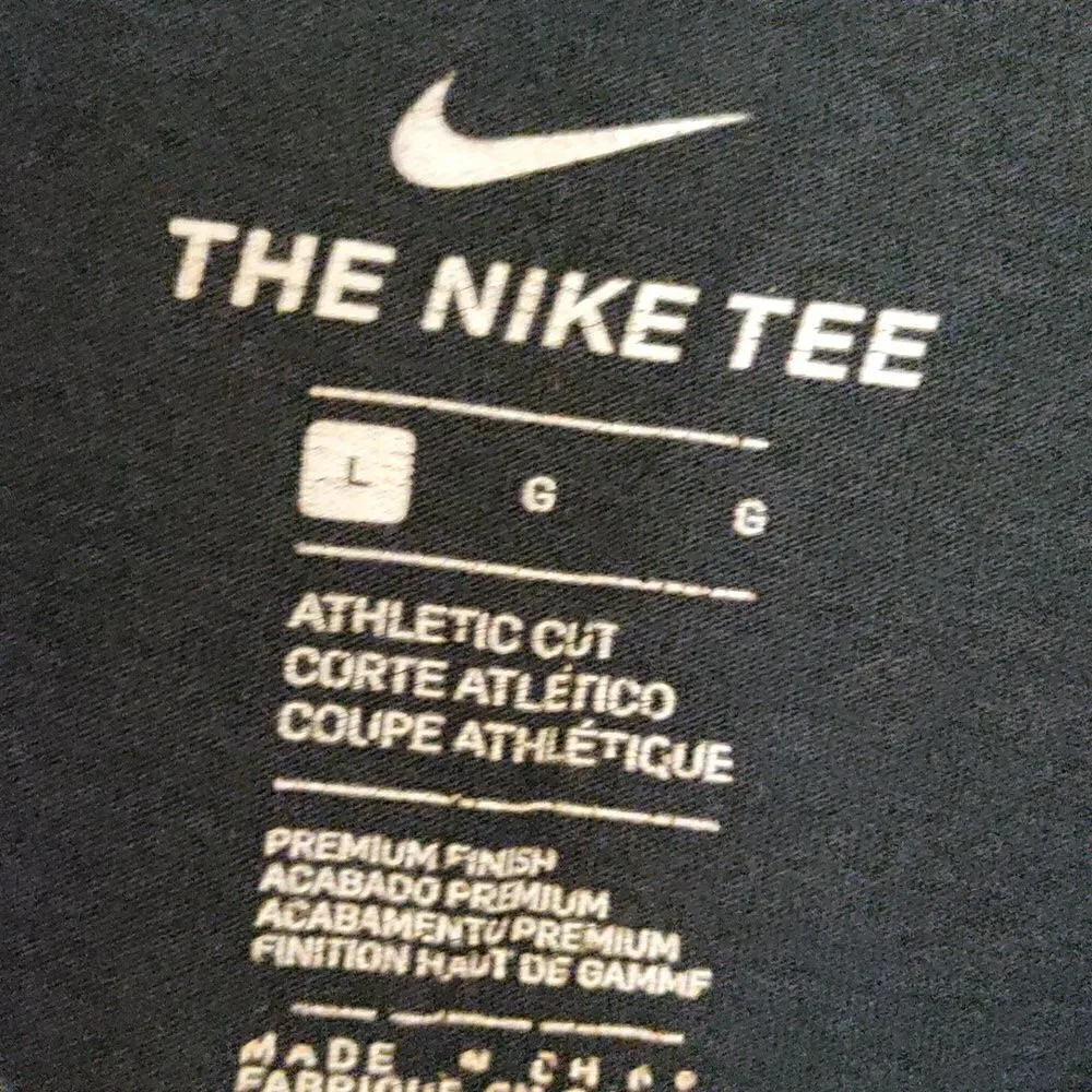 Nike T-Shirt  - Picture 4 of 10